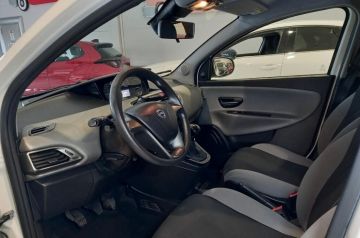 LANCIA - Ypsilon 1.3 MJT 95 CV 5p. S&S Gold (8 di 21)