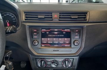 SEAT - Arona 1.0 TGI Style (9 di 24)