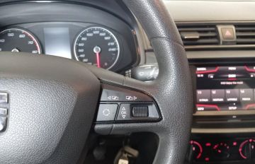 SEAT - Arona 1.0 TGI Style (13 di 24)