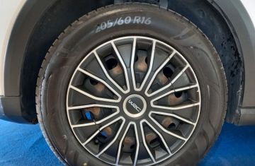 SEAT - Arona 1.0 TGI Style (24 di 24)