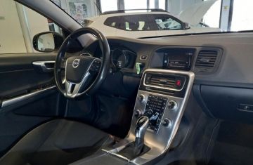 VOLVO - V60 Cross Country D3 Geartronic (19 di 27)