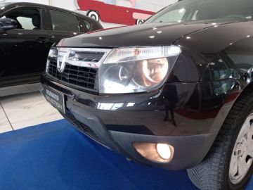 DACIA - Duster 1.6 110 CV 4x4 Ambiance (3 di 22)