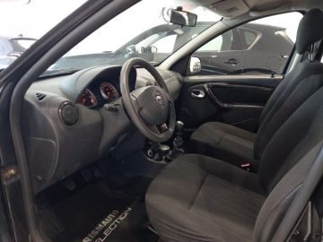 DACIA - Duster 1.6 110 CV 4x4 Ambiance (10 di 22)