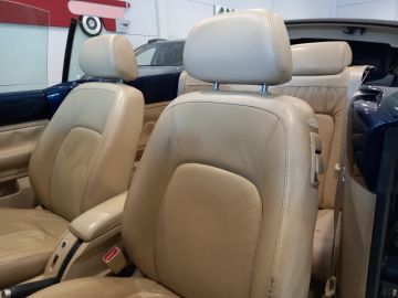 VOLKSWAGEN - 1.4 16V Cabrio (15 di 23)