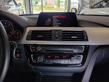 BMW - 316d Touring Sport (17 di 30)