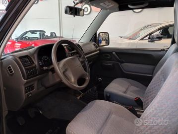 SUZUKI - Jimny 1.3 4WD JLX Più (9 di 24)
