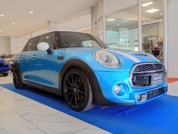 MINI - Mini Cooper S 5 porte (2 di 30)