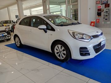 KIA - Rio 1.2 CVVT 5p. Cool (7 di 25)