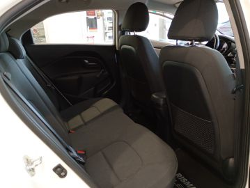 KIA - Rio 1.2 CVVT 5p. Cool (21 di 25)
