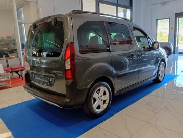 PEUGEOT - Partner Tepee 1.6 HDi 115 CV Outdoor (6 di 30)