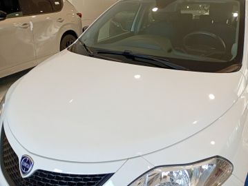 LANCIA - Ypsilon 1.2 69 CV 5 porte Gold (26 di 27)