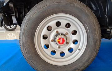 SUZUKI - Jimny 1.3i 16V cat 4WD JLX (11 di 11)