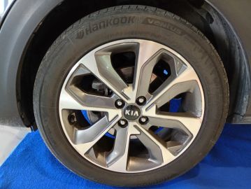 KIA - Stonic 1.0 T-GDi 120 CV Energy (1 di 29)