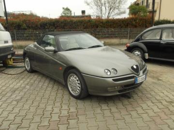 ALFA ROMEO - Spider 2.0i 16V T.S. (3 di 3)