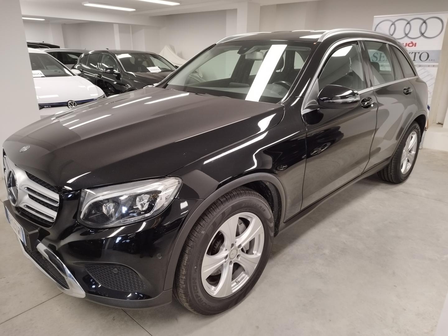 MERCEDES GLC suv