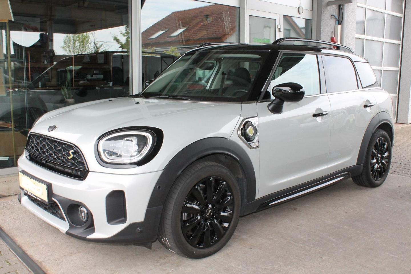 MINI - Mini Cooper S E Hype Countryman ALL4 Aut