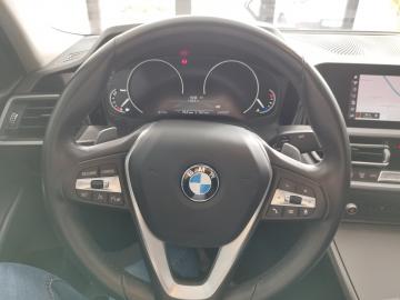 BMW - 320d xDrive Business aut. (10 di 10)