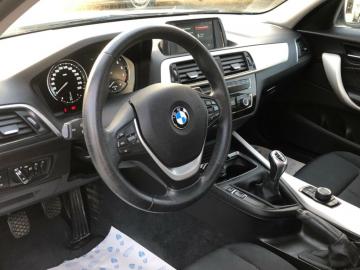 BMW - 118i 5p. Advantage (6 di 10)