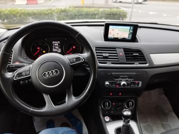 AUDI - Q3 2.0 TDI 150CV Business (6 di 10)