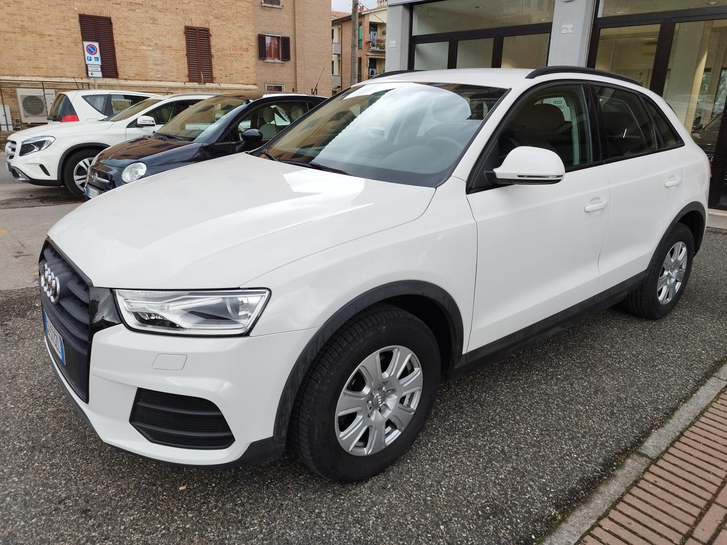 AUDI - Q3 2.0 TDI 150CV Business