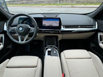 BMW - sDrive 18d XLine (10 di 10)