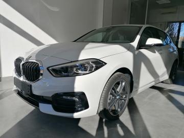 BMW - 118i 5p. Sport (2 di 9)