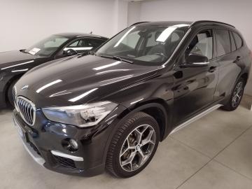 BMW - sDrive 18i xLine (1 di 10)