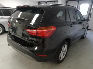 BMW - X1 sDrive18i Advantage (6 di 10)