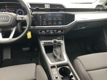AUDI - Q3 45 TFSI e S tronic Business (8 di 10)