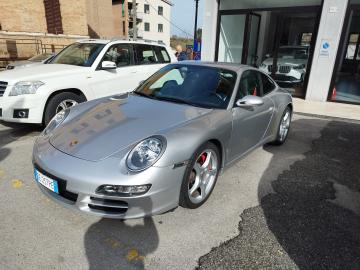 PORSCHE - 911 Carrera S Coupé (2 di 10)