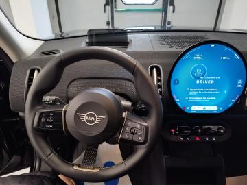 MINI - Mini Cooper Countryman (5 di 10)