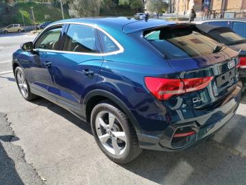 AUDI - Q3 35 TFSI S tronic S line edition (3 di 10)