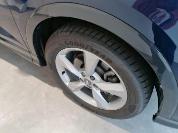 AUDI - Q3 35 TFSI S tronic S line edition (9 di 10)