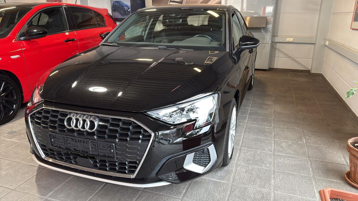 AUDI - A3 SPB 40 TFSI S tronic Design