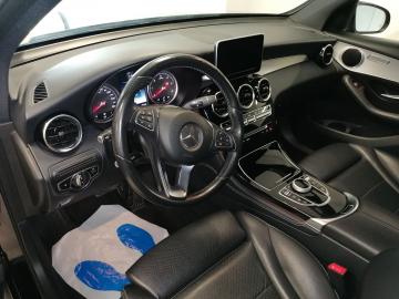 MERCEDES - GLC 220 d 4Matic Executive (2 di 8)