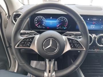 MERCEDES - GLA 180 Sport (6 di 10)