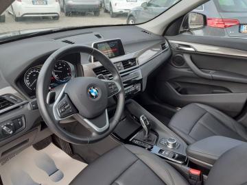 BMW - X1 xDrive18d xLine (9 di 26)