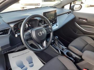 TOYOTA - Corolla 1.8 Hybrid Business (9 di 24)