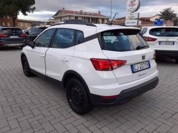 SEAT - Arona 1.0 TGI Reference (6 di 20)