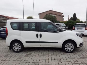 FIAT - Doblò 1.4 Natural Power PC Combi M1 Lounge (4 di 16)