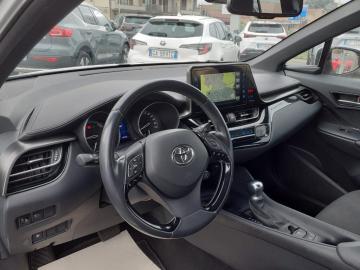 TOYOTA - C-HR 1.8 Hybrid E-CVT Business (7 di 21)