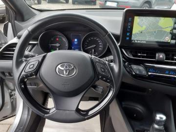 TOYOTA - C-HR 1.8 Hybrid E-CVT Business (9 di 21)