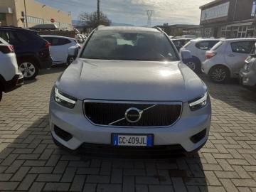 VOLVO - XC40 D3 AWD Geartronic Business (2 di 17)