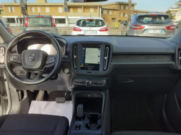 VOLVO - XC40 D3 AWD Geartronic Business (17 di 17)