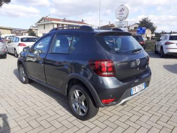 DACIA - Sandero Stepway 1.5 dCi 8V 90CV Start&Stop (5 di 17)