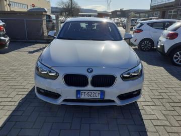 BMW - 118d 5p. Business (2 di 20)