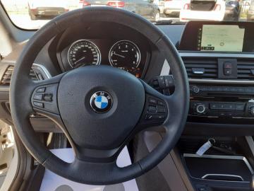 BMW - 118d 5p. Business (12 di 20)