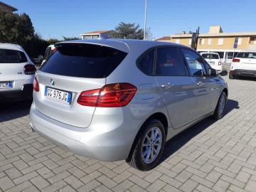 BMW - 216d Active Tourer Business (5 di 19)