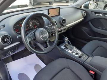 AUDI - A3 SPB 35 TDI S tronic Business (14 di 22)