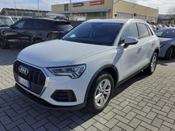 AUDI - Q3 45 TFSI quattro S tronic Business